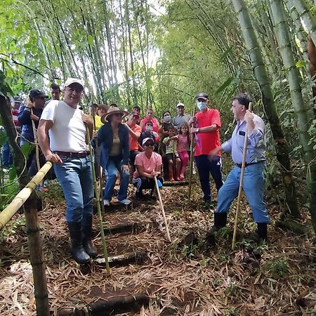 La Acuarela, Posada De La Monita Pereira Eksteriør bilde